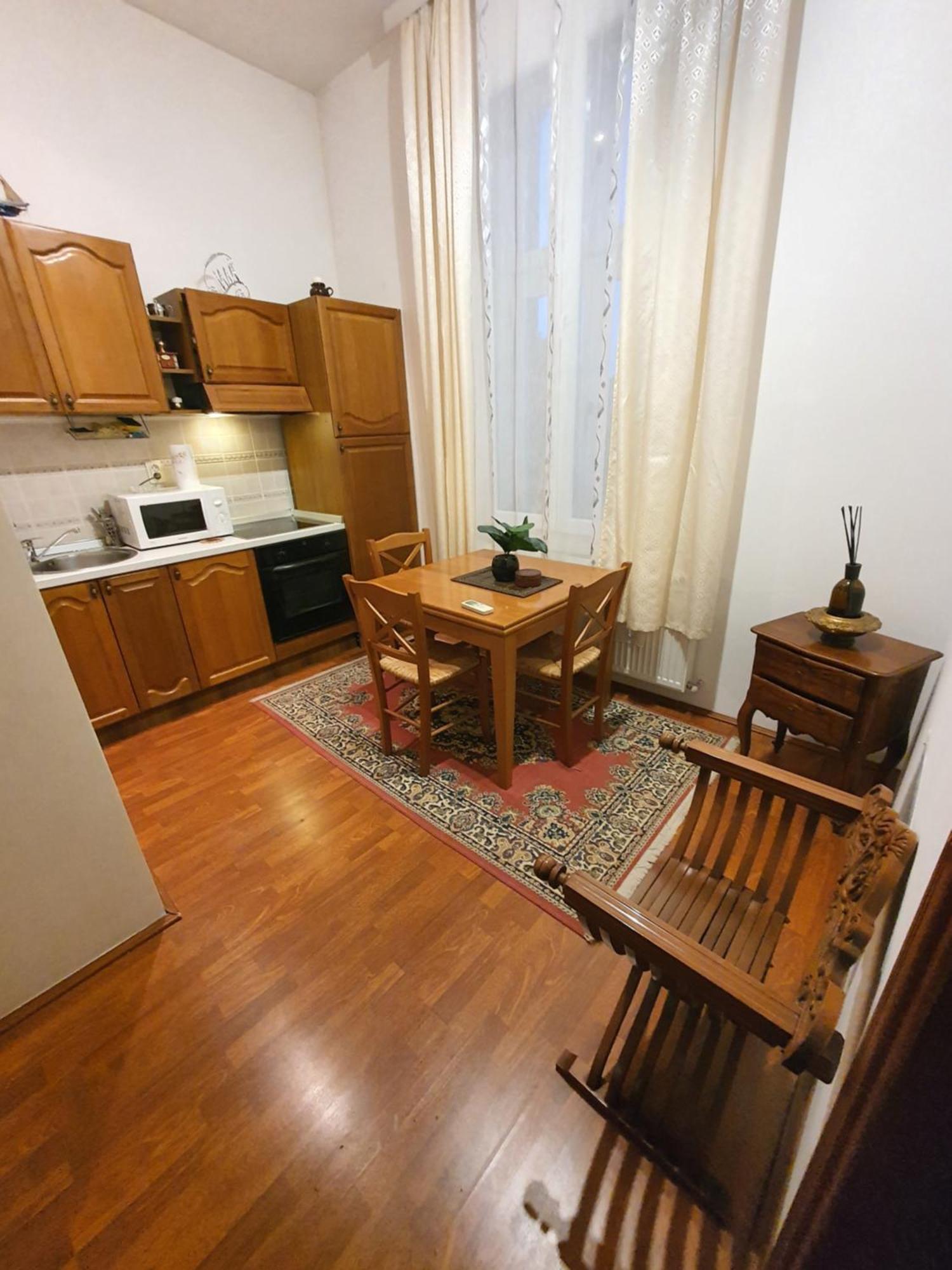 Prenociste Nikolas Grand Smederevo Bilik gambar