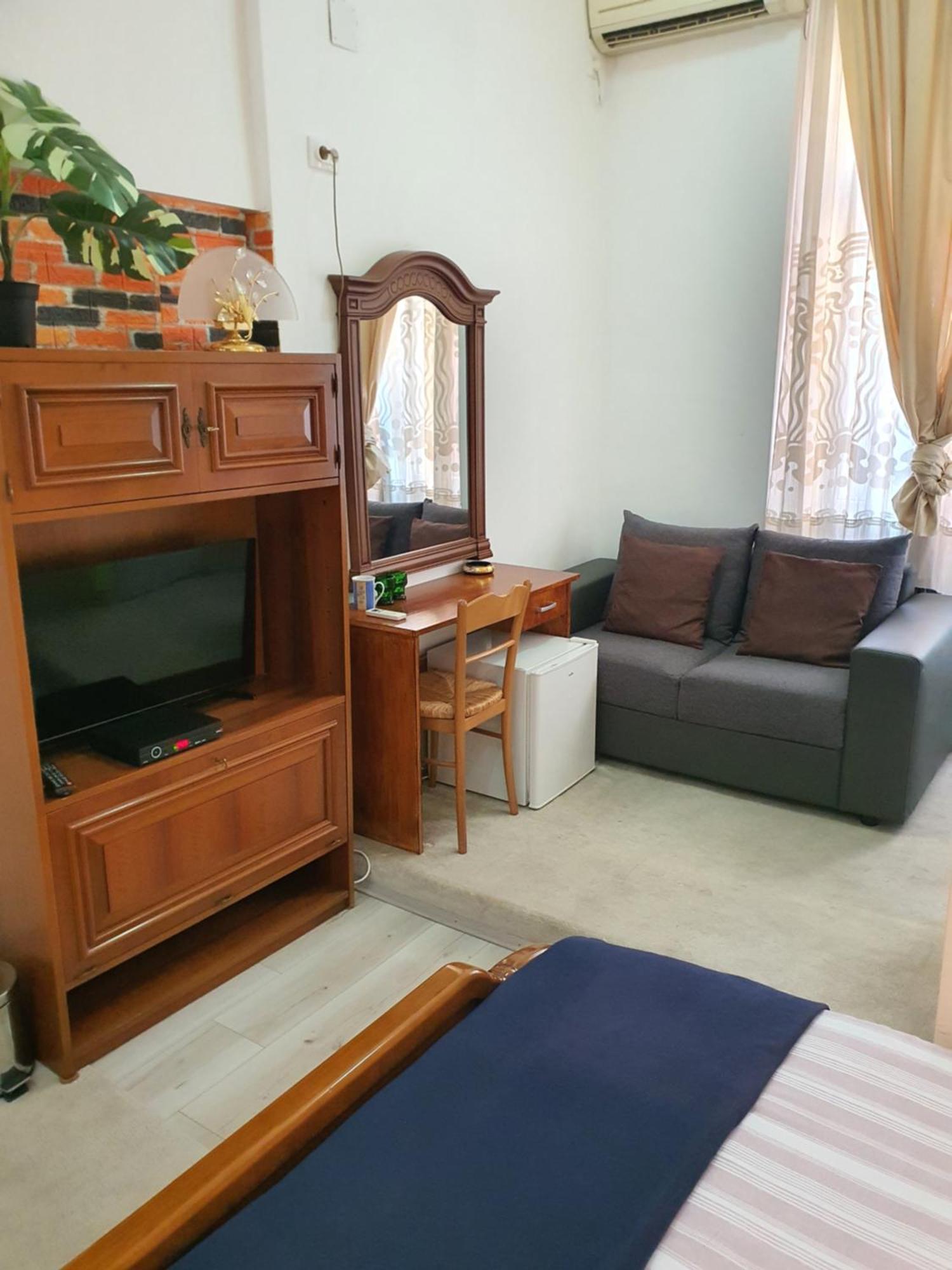Prenociste Nikolas Grand Smederevo Bilik gambar